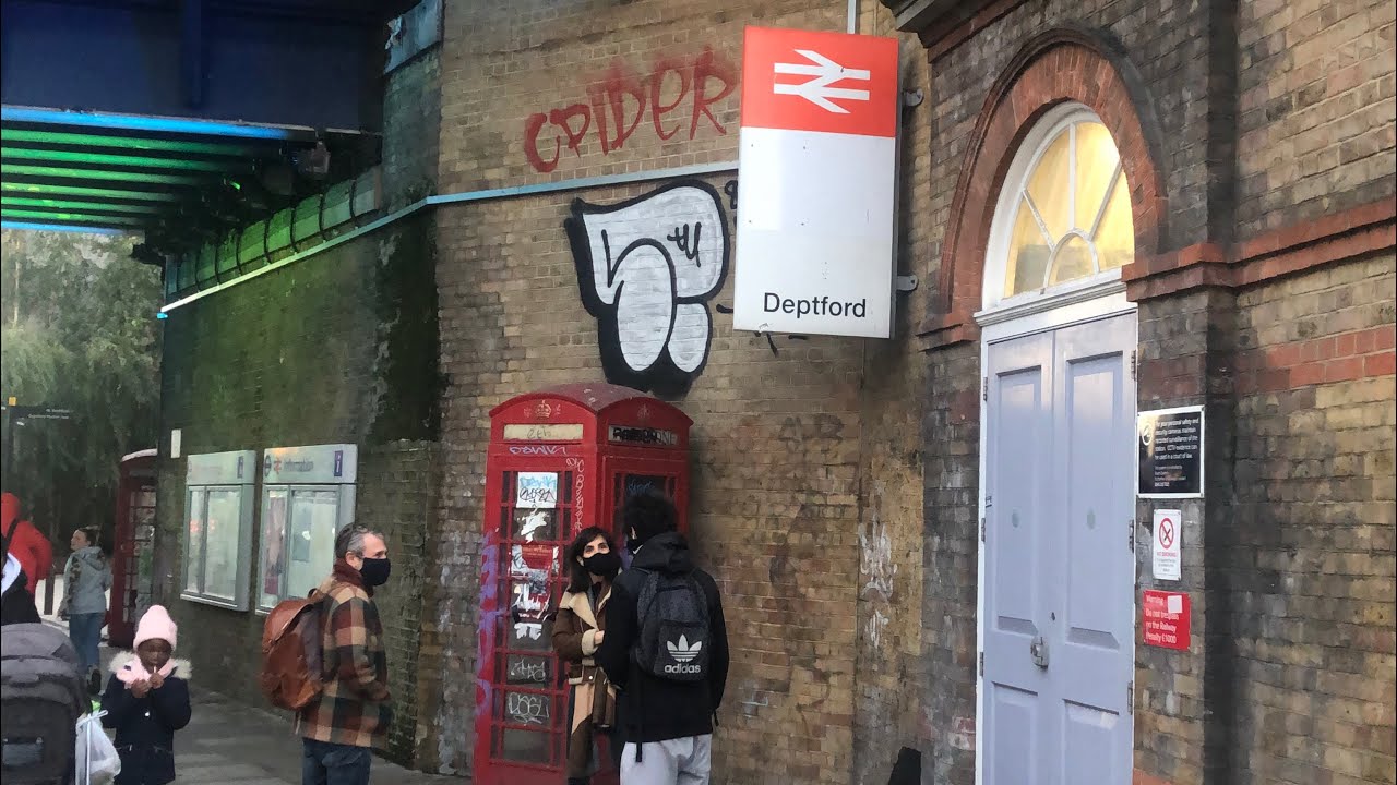 Walking Around London & Kent / Deptford Train Station