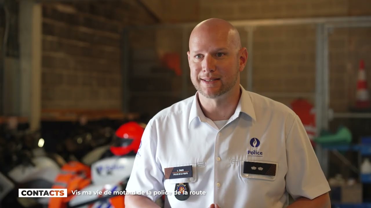 Contacts : vis ma vie de motard de la police de la route