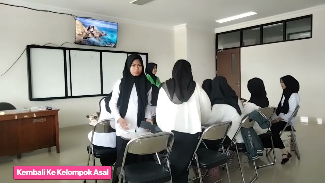 PRAKTEK MICROTEACHING MODEL PEMBELAJARAN JIGSAW 
