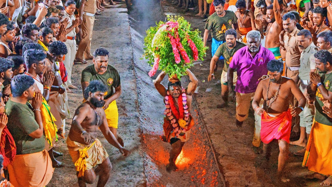 கரகம் பூ குண்டம்  இறங்கும் திருக்காட்சி திருச்செங்கோடு அருள்மிகு சின்ன ஓங்காளியம்மன் திருக்கோயில்