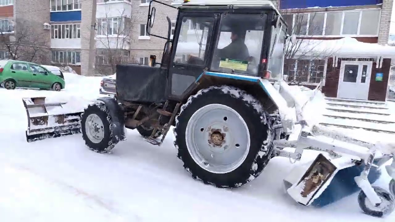 Очистка дорог от снега 340 часть