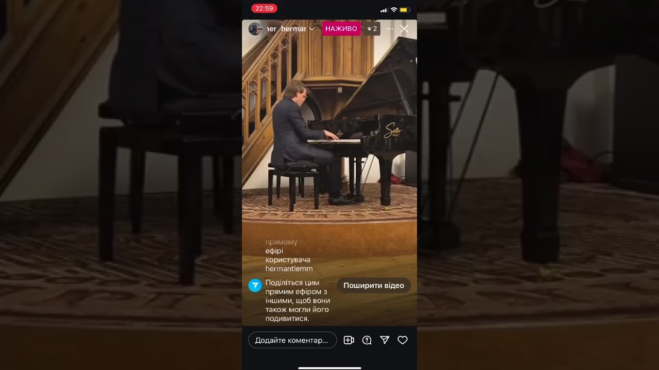 Miguel Dimitri speelt de Polonaise van Chopin in het Papagenohuis in Lemmer,  maart 2025