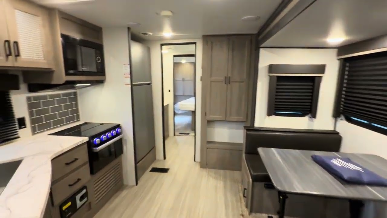 2021 KEYSTONE HIDEOUT 38FDDS