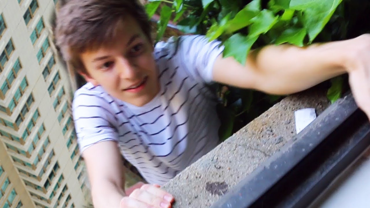 He Fell From the Tallest Building in the World