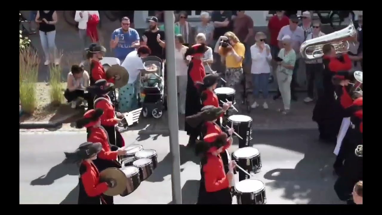 Straßenparade Streetparade WAMSB Rasteder Musiktage 2024 Rastede Alle Vereine