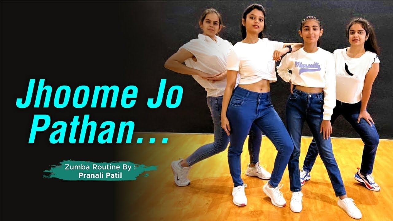 Jhoome Jo Pathan | Easy Steps | Dance Workout Series #2 | Team Trillium