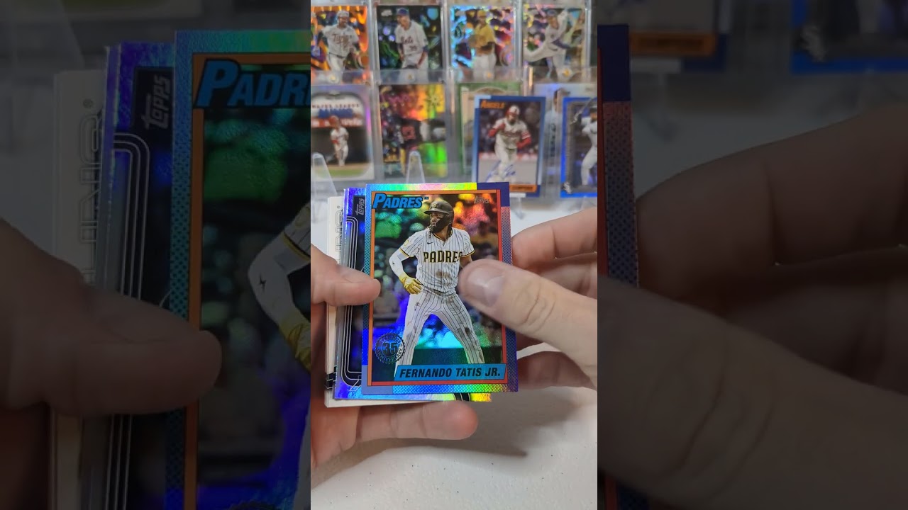 Ripping a 2025 Topps Update Jumbo Box! 1 auto and 2 relics