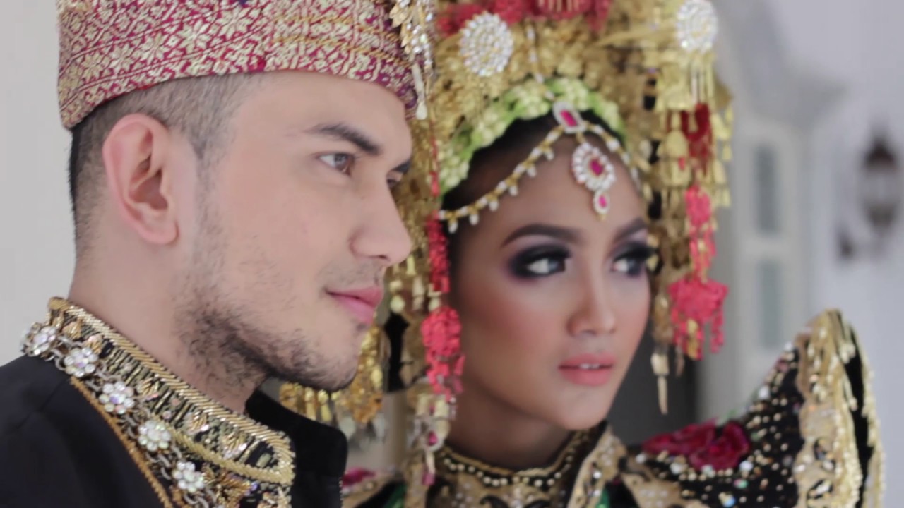 Make Up Padang Modern Ratu Wedding By Thanti ( Moriska Momo )