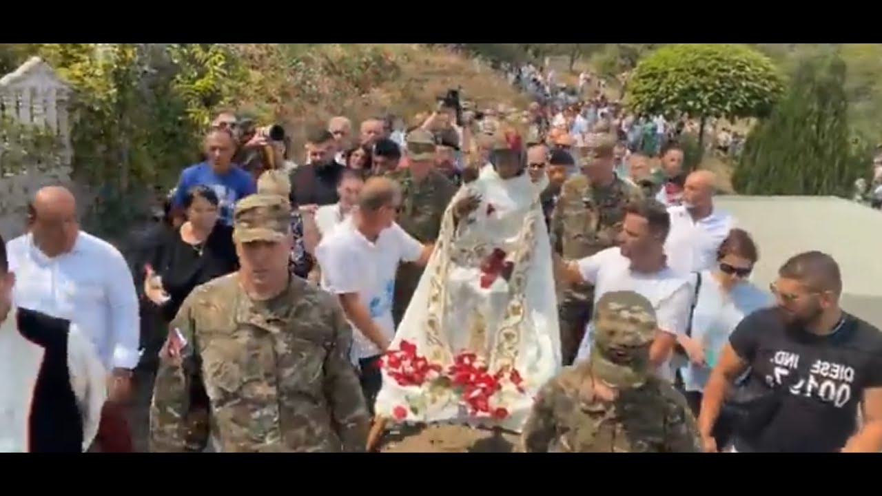 Procesioni me truporen e Zojës Cërnagore në Letnicë, 15 gusht 2024