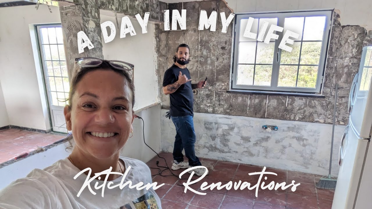 Moving to Portugal - Meeting the Neighbours and Kitchen Renovations continued