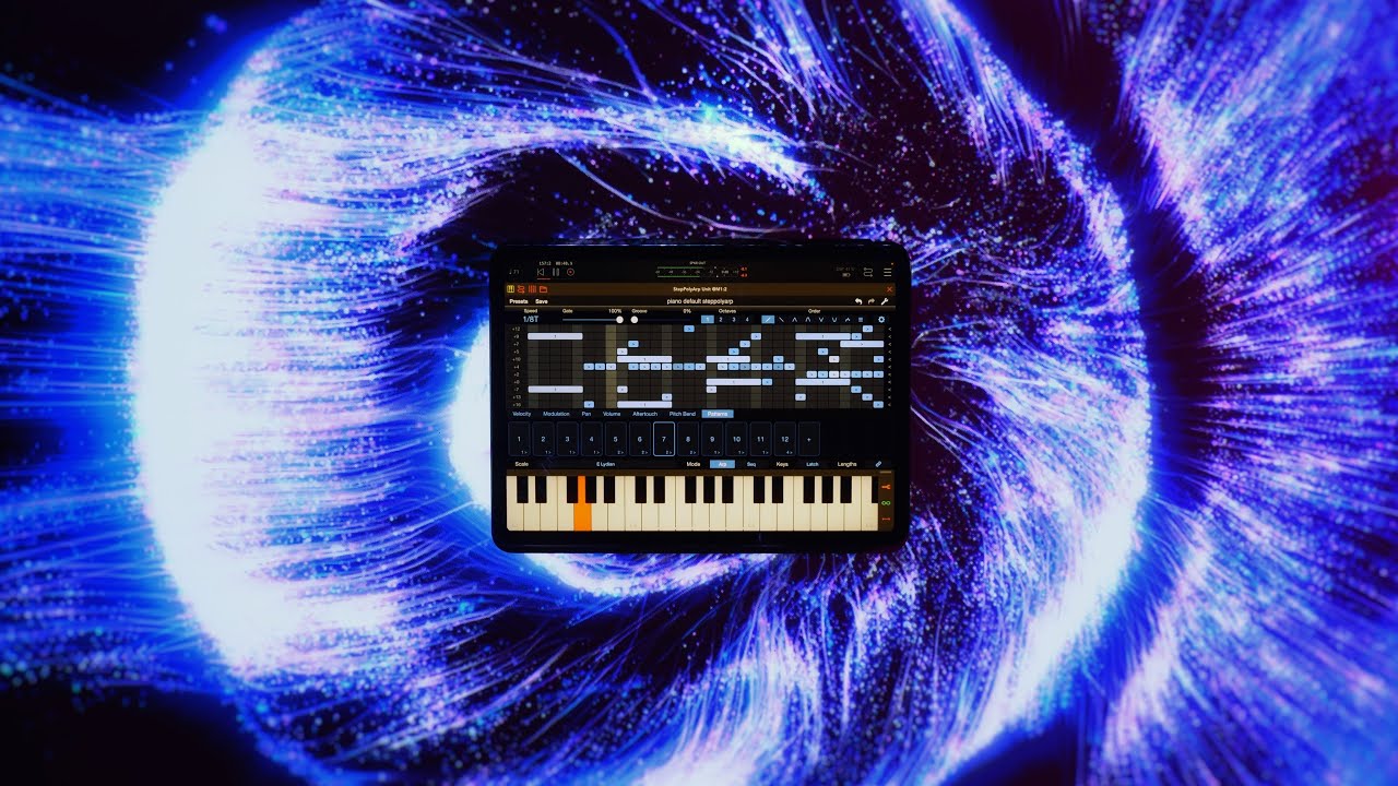 Audiovisual iPad Piano Jam (StepPolyArpUnit + DecentSampler)