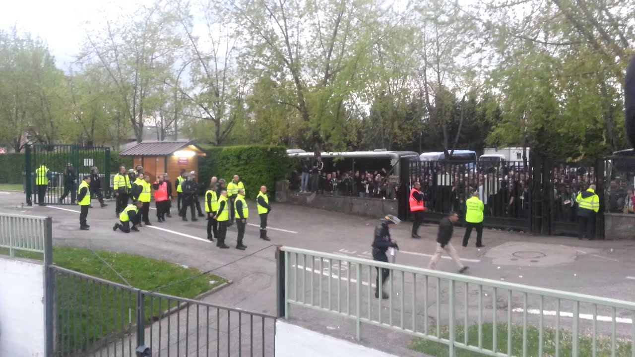 EVIAN - ASSE  1-2 26 avril 2014 MF91 GA92 interdit de parcage.