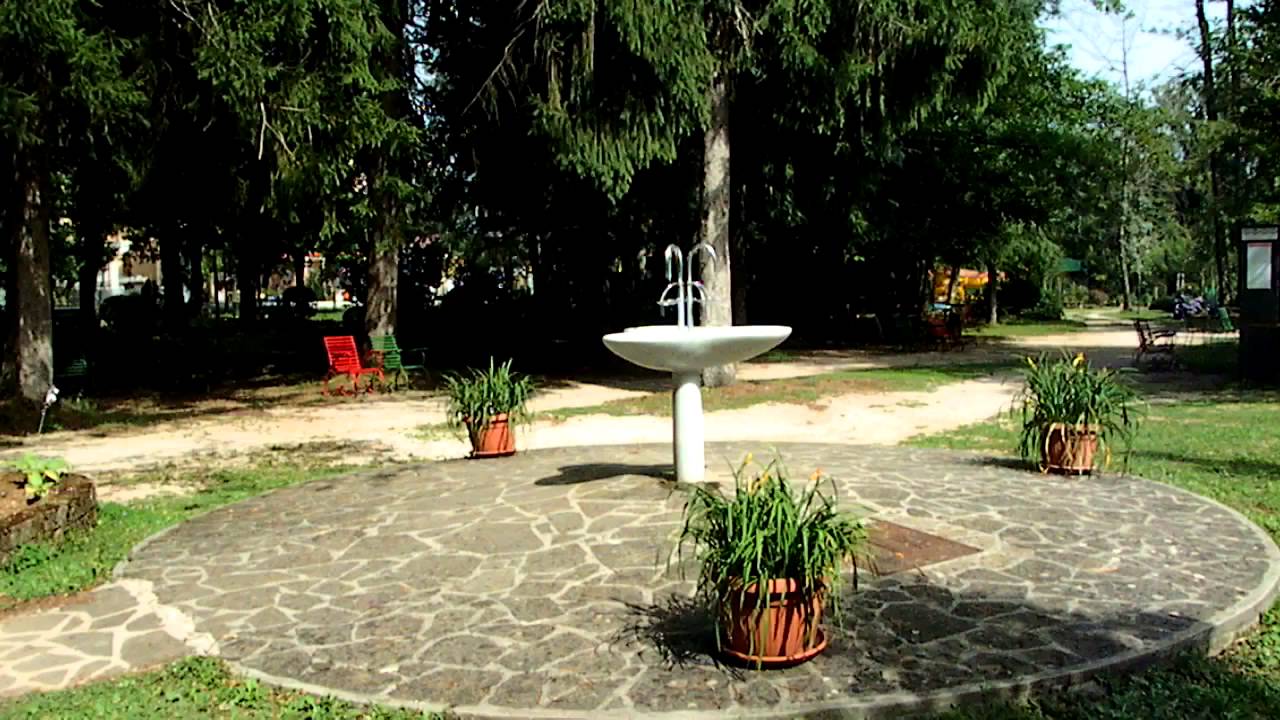 FIUGGI FONTE BONIFACIO VIII ФЬЮДЖИ ИТАЛИЯ