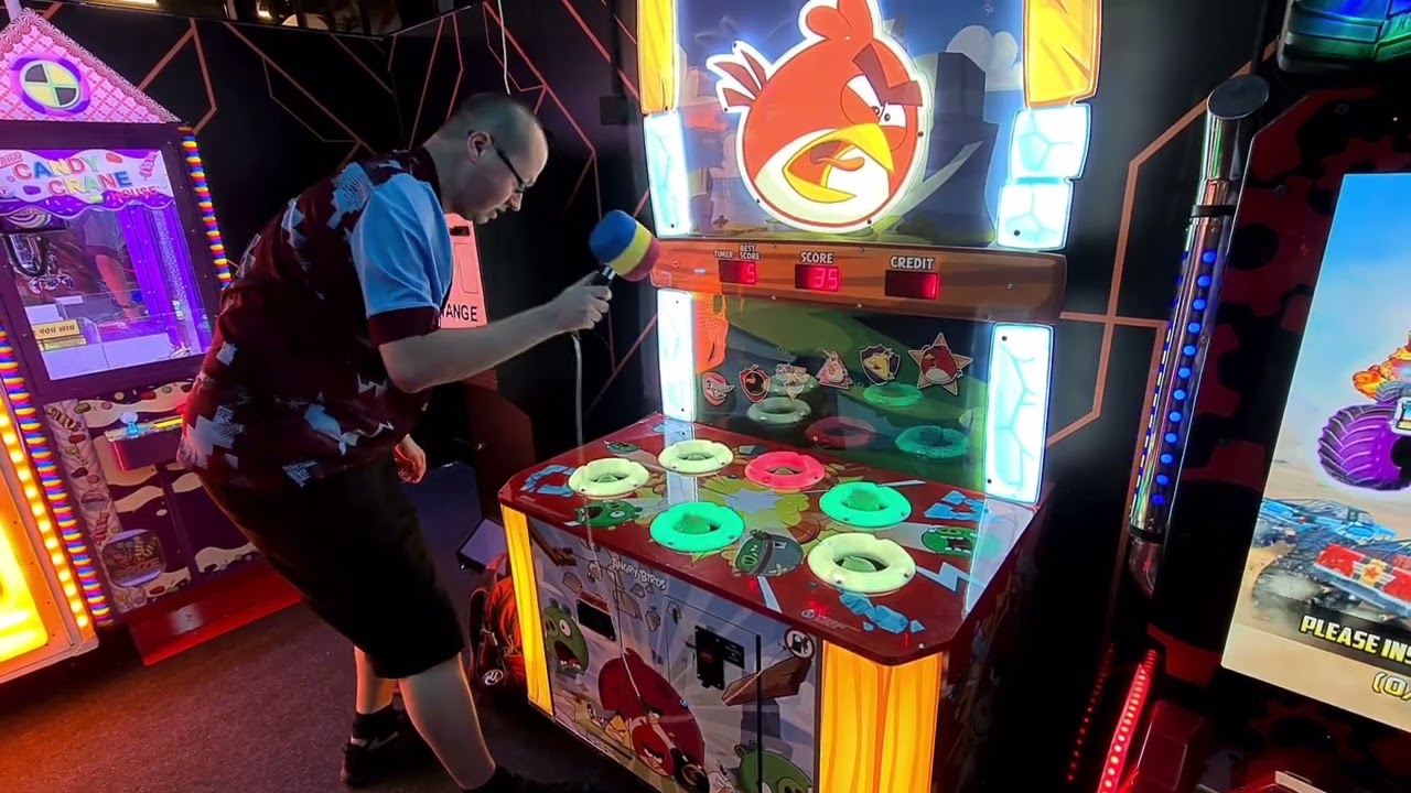 ANGRY BIRDS WHACK-A-MOLE