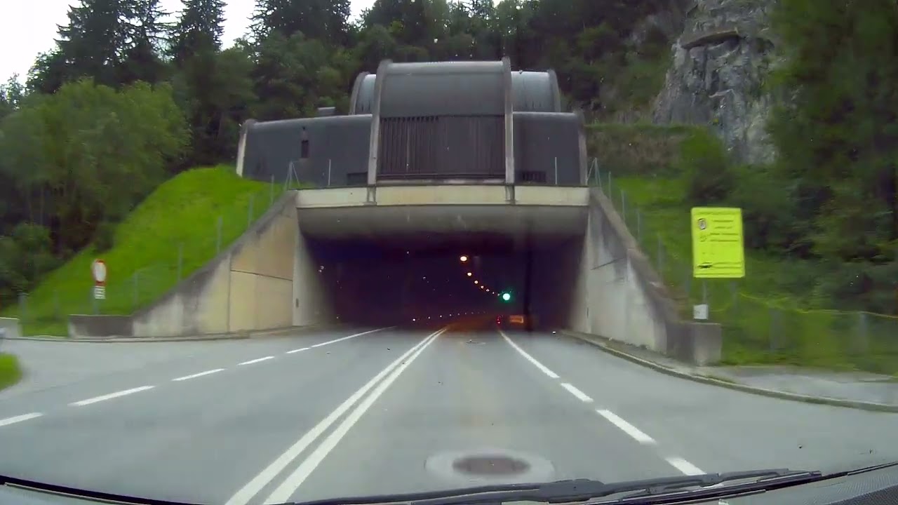 7km tunel i kontrola policji w Austrii - Busiarz 138