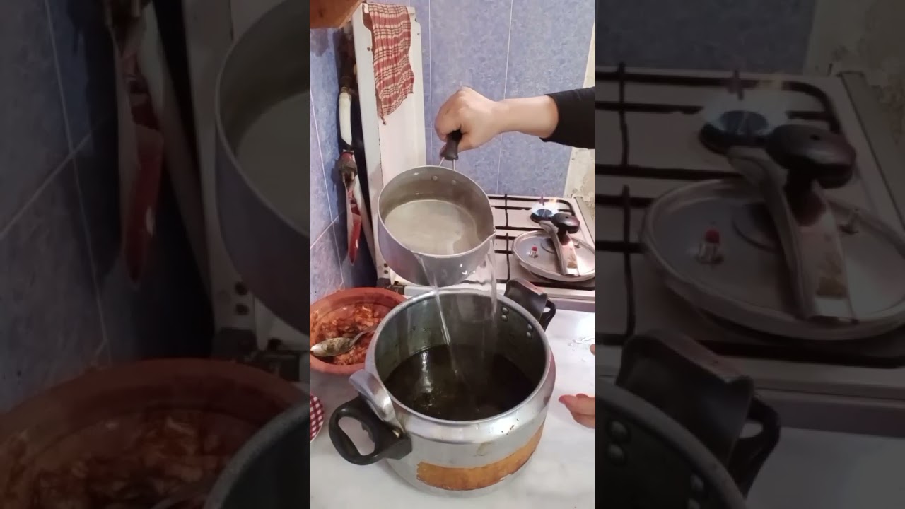 ملوخية،وكسرة مطلوع عنابية🇩🇿🇩🇿🇩🇿🇩🇿🇩🇿