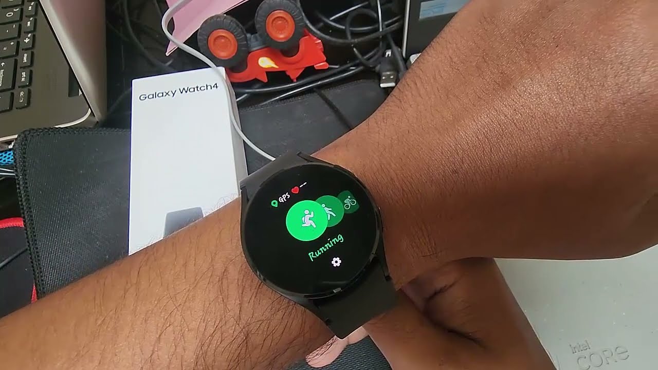 Samsung Galaxy Watch4 : How to set Quick launch gesture as open Workout type list