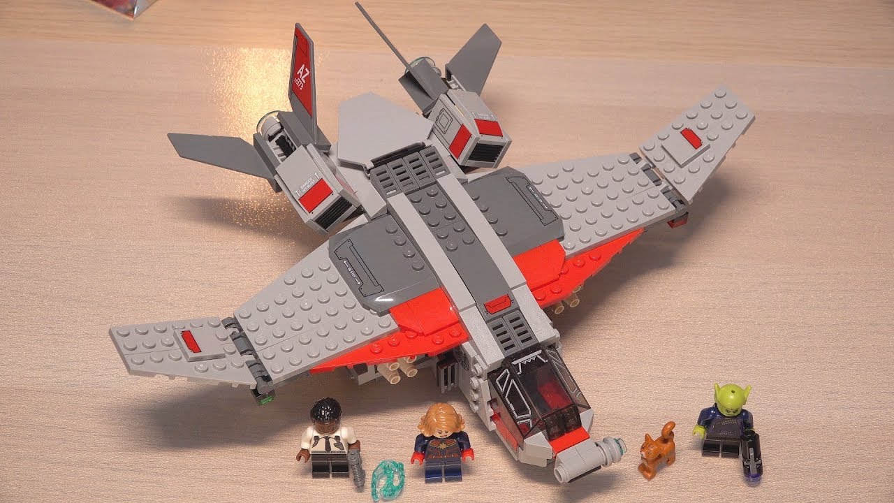 Build ⏩ LEGO Captain Marvel & The Skrull Attack 76127