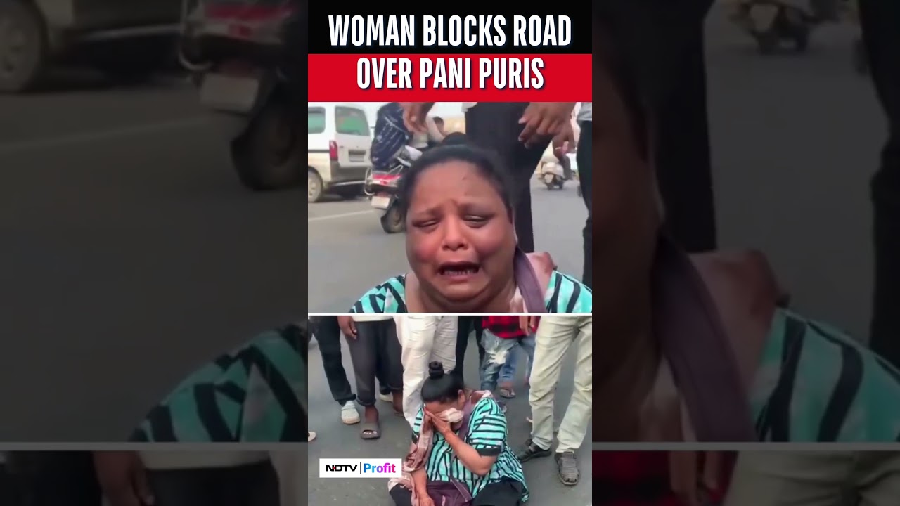 Woman's Bizarre Protest Over Pani Puris In Vadodara Goes Viral #shorts #viral