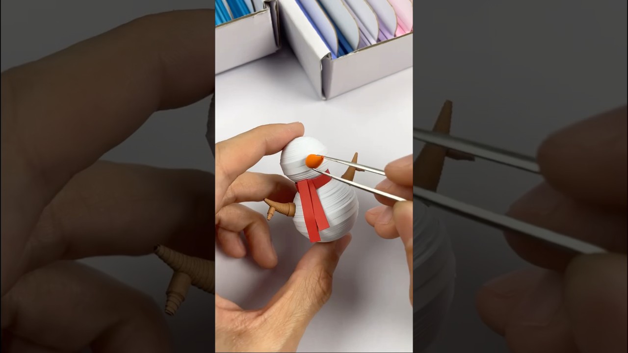 3D Quilling Snowman ⛄️ #quilling #snowman #christmas #art