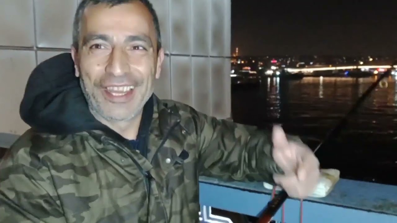 Galata köprüsü. Yemli Takoz İstavrit | Night Galata Bridge. Bait Wedge Mackerel.