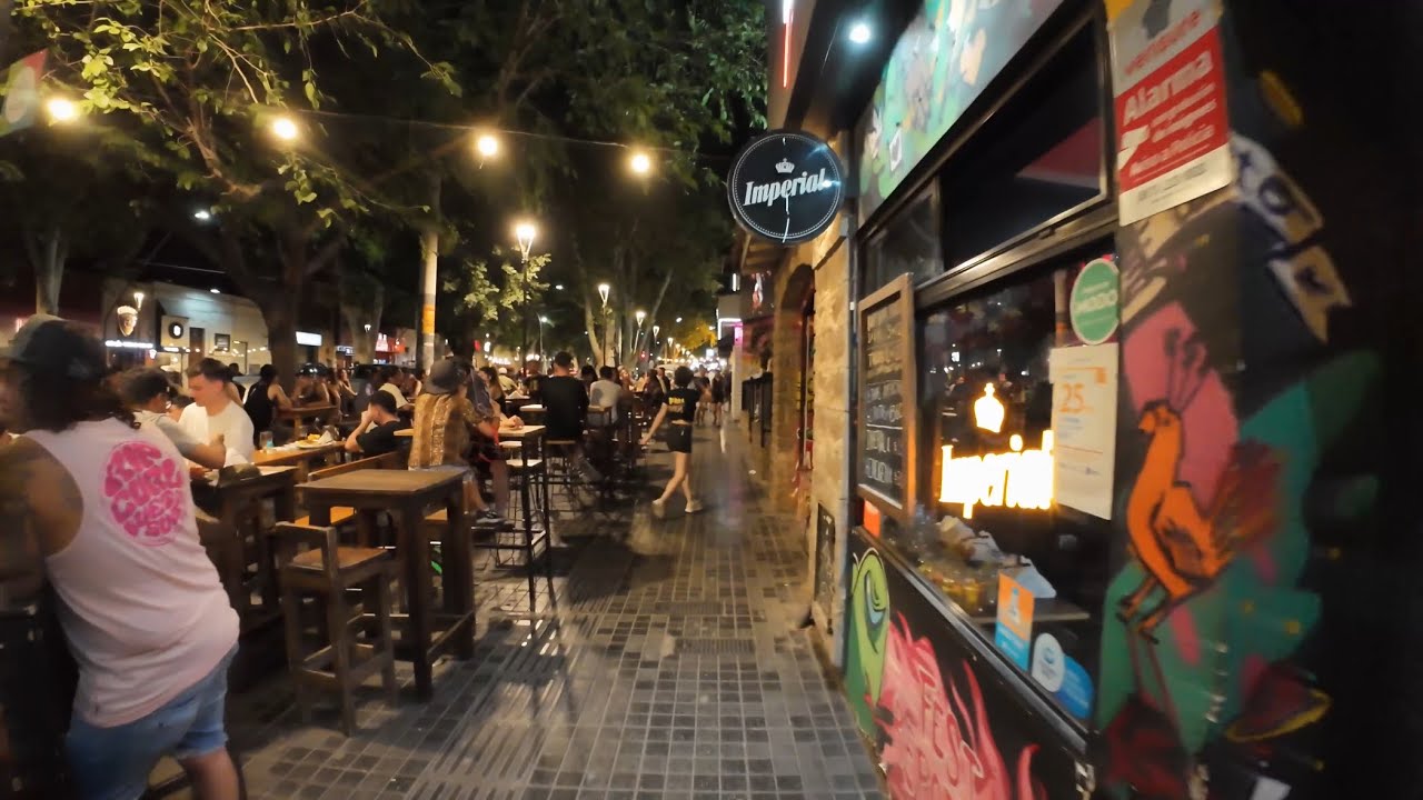 Nightlife in Mendoza, Argentina (Calle Aristides)