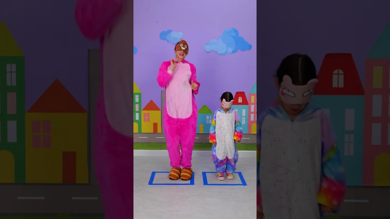 😆MOVE&hellip; BUT STAY INSIDE THE SQUARE?! It&rsquo;s the BLINDFOLD CHALLENGE!🔲🕶️ #shorts #kids