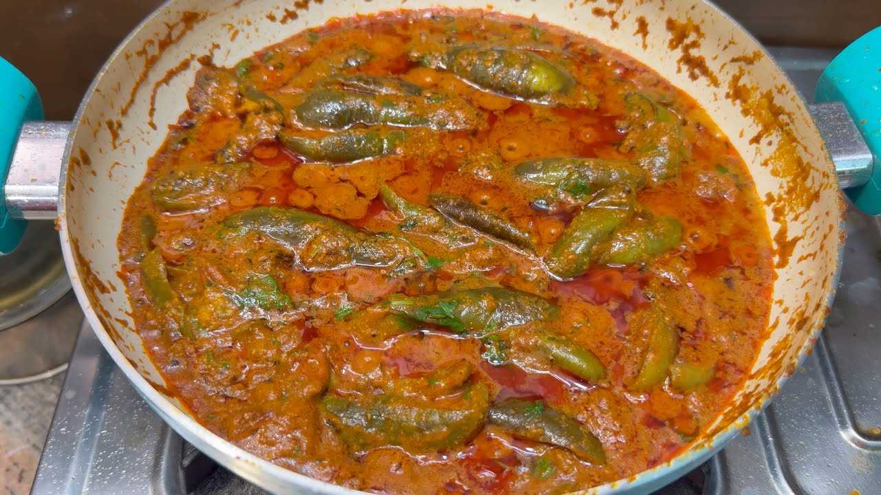 Andhra Style Gutti Vankaya Curry | Easy Stuffed Brinjal Recipe | Home Style