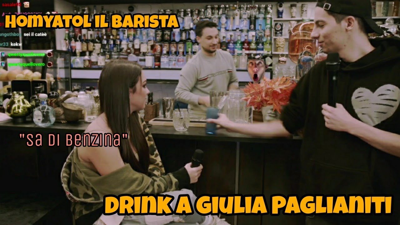 IL BARISTA HOMYATOL fa un DRINK a GIULIA PAGLIANITI al MOBA