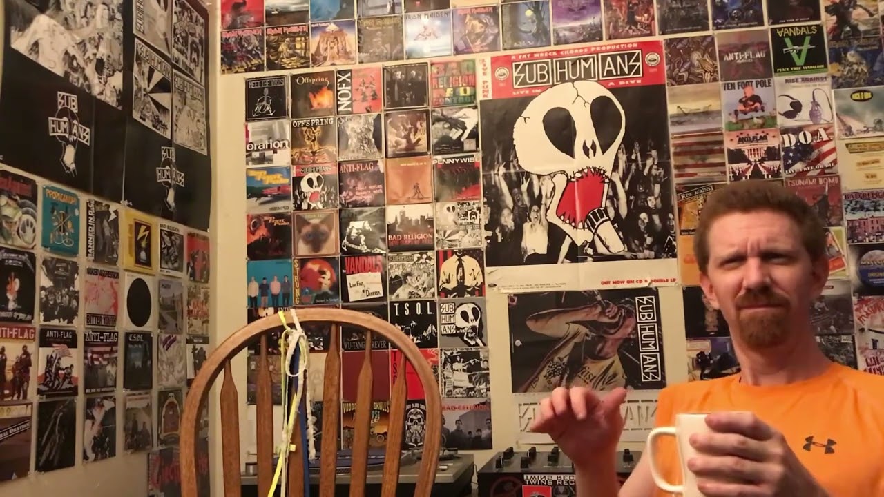 Shnootz - Reaction Video (Morrissey - I Don't Mind if You Forget Me)