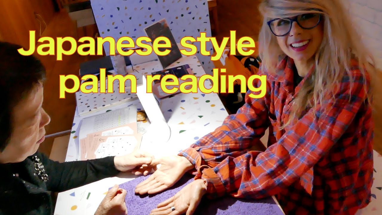 Japanese style Palm Reading with a British lady