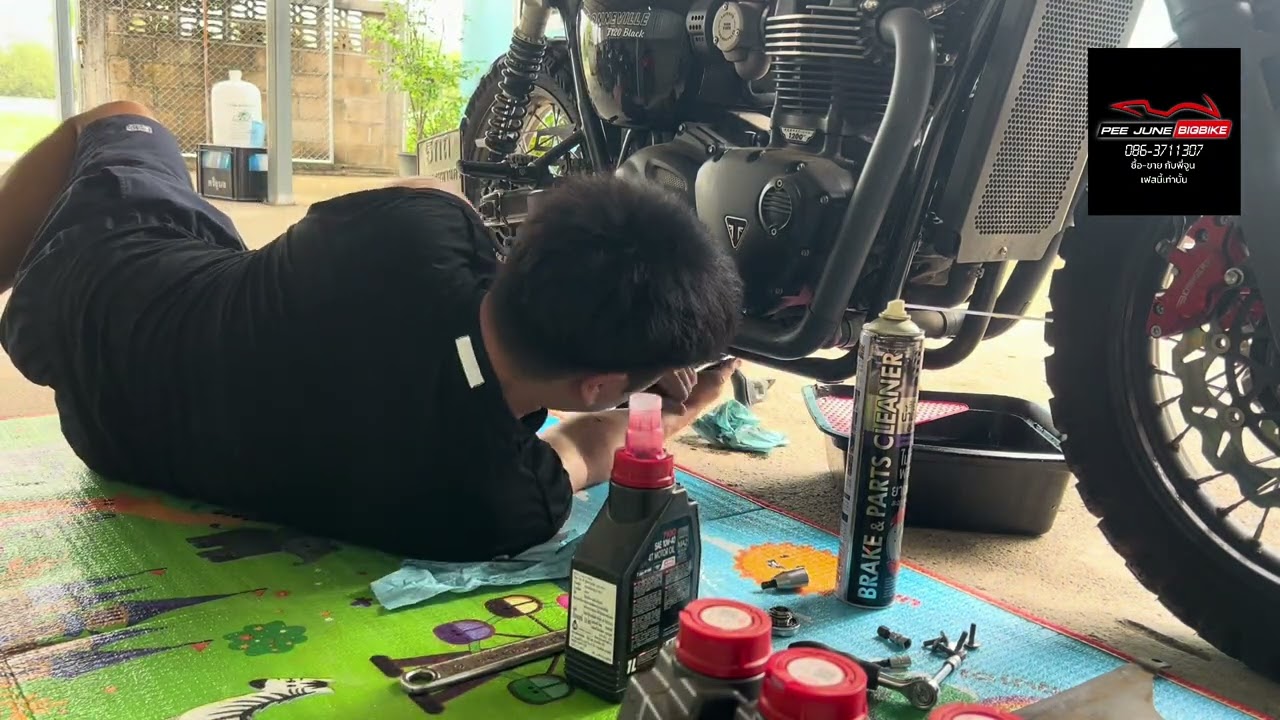 🎥 เซอร์วิส Triumph T120 น้ำมันเครื่อง3.4Lพร้อมกรองน้ำมันเครื่อง￼/ EP.515 By PeeJune BIGBIKE Phayao🔥
