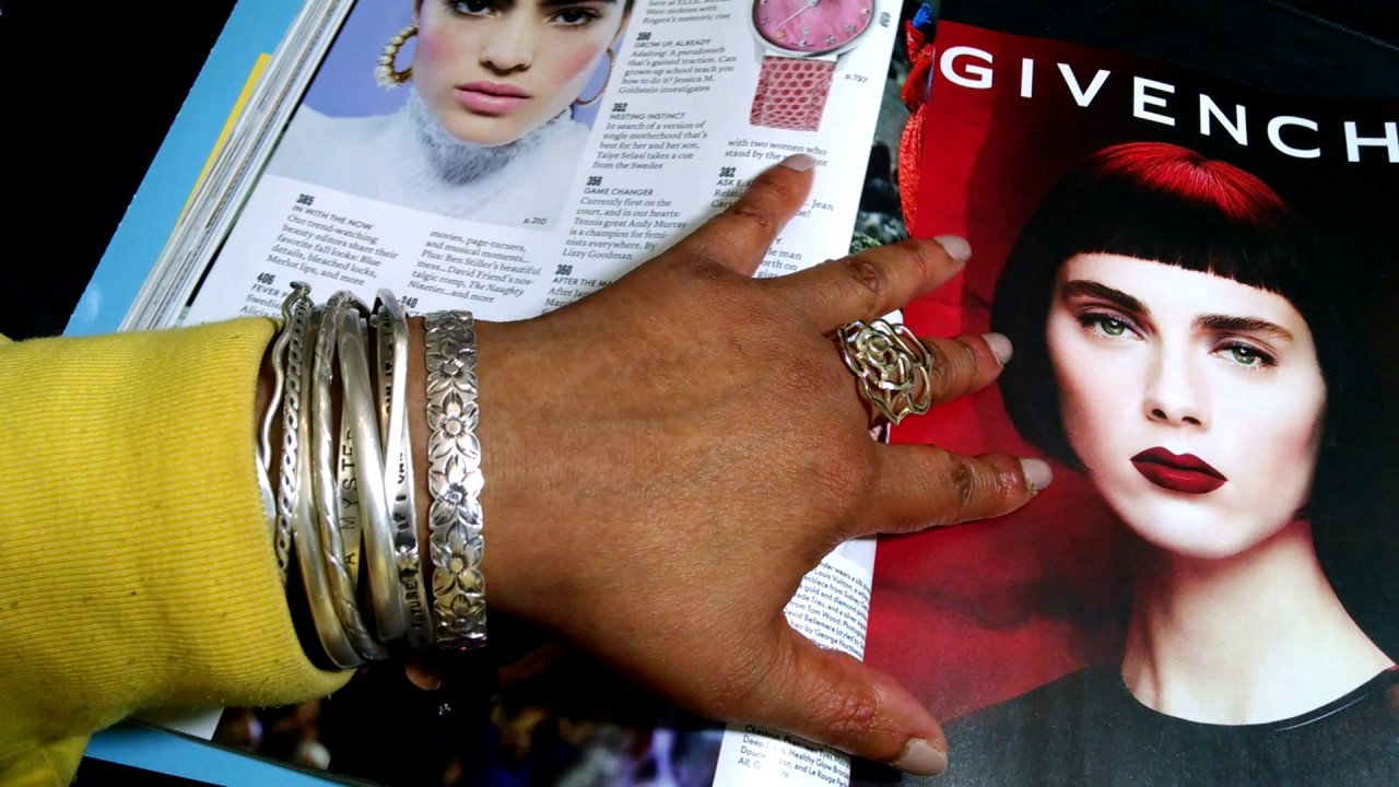 ASMR Elle Fall Magazine Flip 👓📗📚📕👓(whispering, gum & candy chewing, page turning)