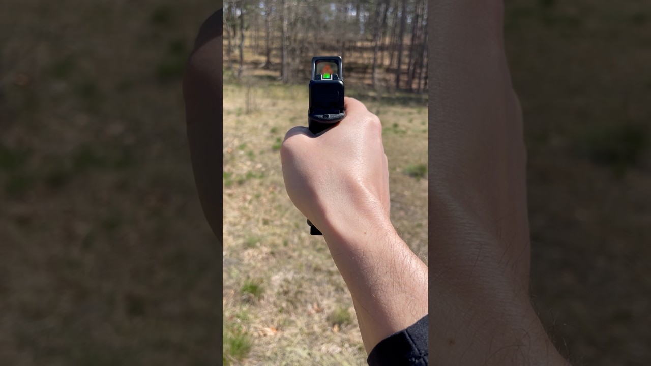 GLOCK 19 GEN 5 MOS 9MM PISTOL HOLOSUN SCS GREEN DOT #gun #guns #shooting #firearms #glock #shorts