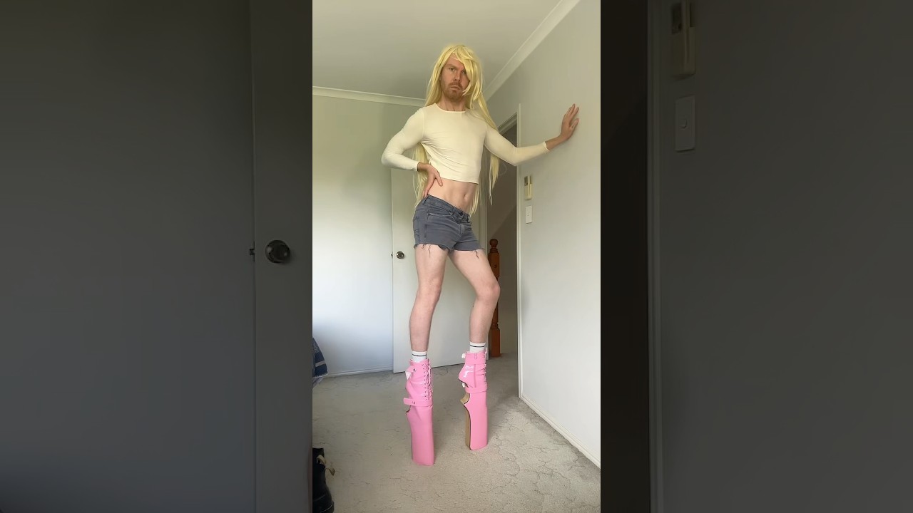 DO YOU LIKE THE FINISHED OUTFIT??? 👀🤪 #highheels #outfit #fashion #ootd #metgala