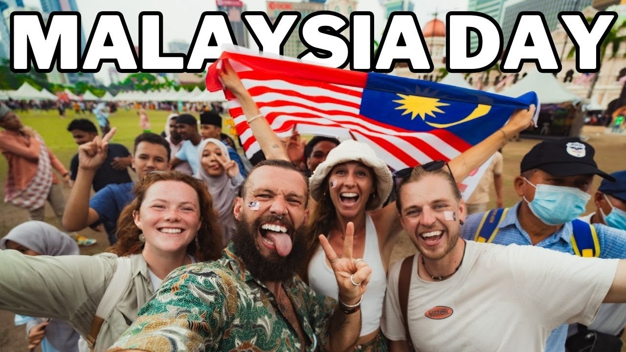 Malaysia Day 2023 Crazy Celebration - Keretapi Sarong! 🇲🇾