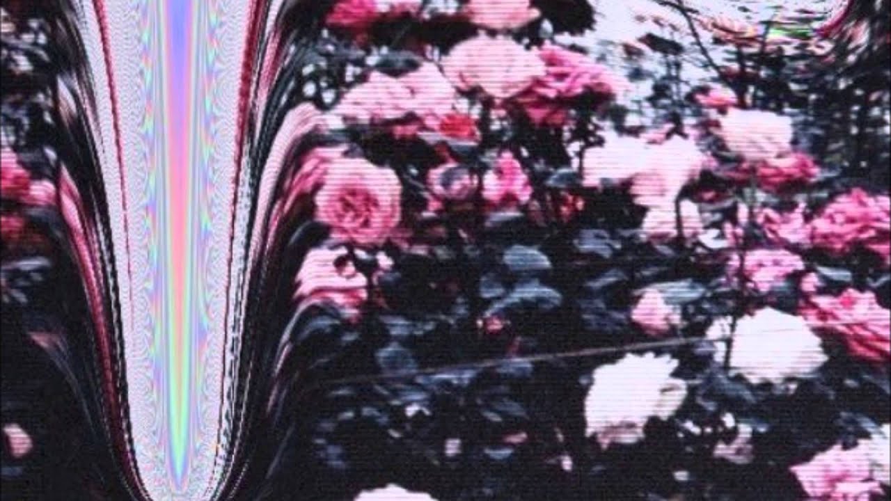 Crystal Castles - Deicide (HQ)