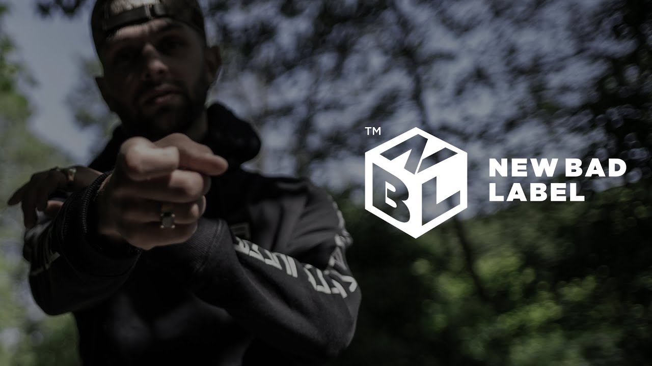 BLACHA ft. White 2115 - Trap Living (prod. Chivas)