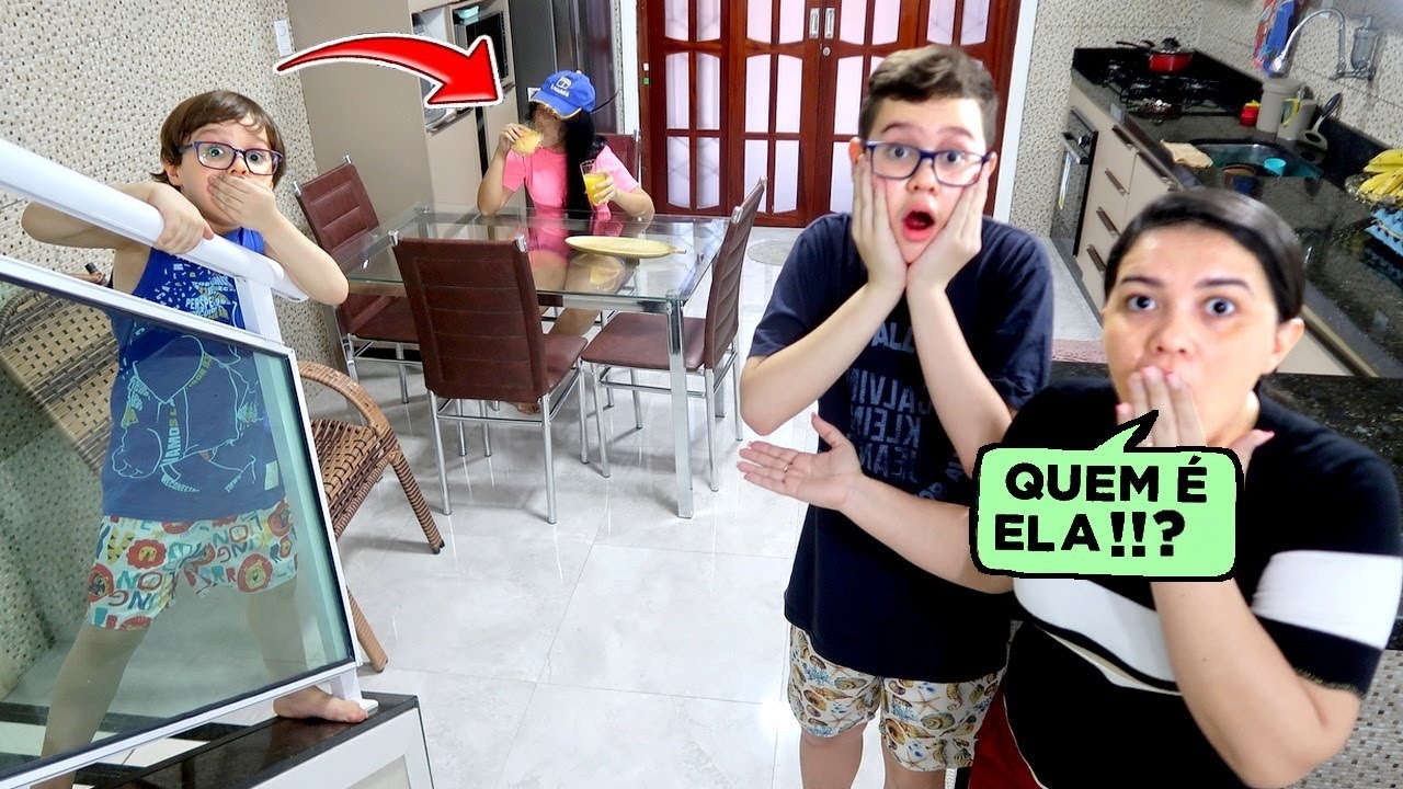 TEM UMA PESSOA MORANDO EM NOSSA CASA 😱😱😱