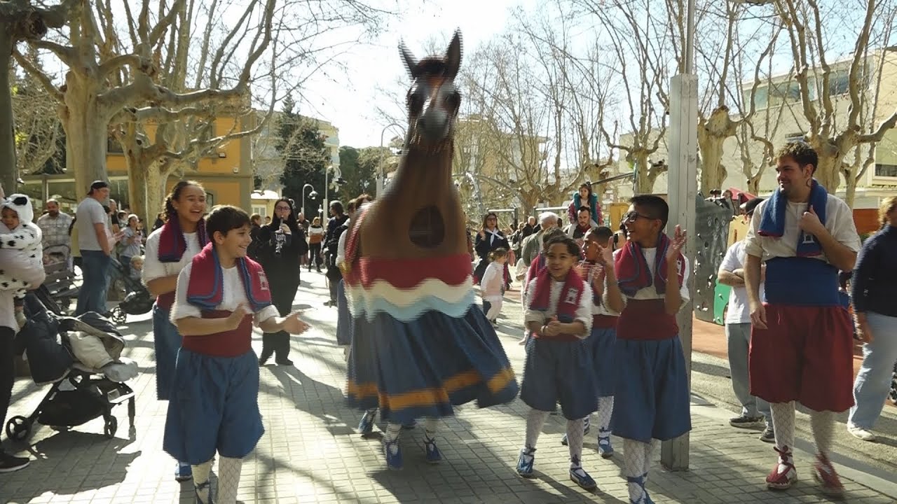 El Seguici petit de Salou llueix per la festa major
