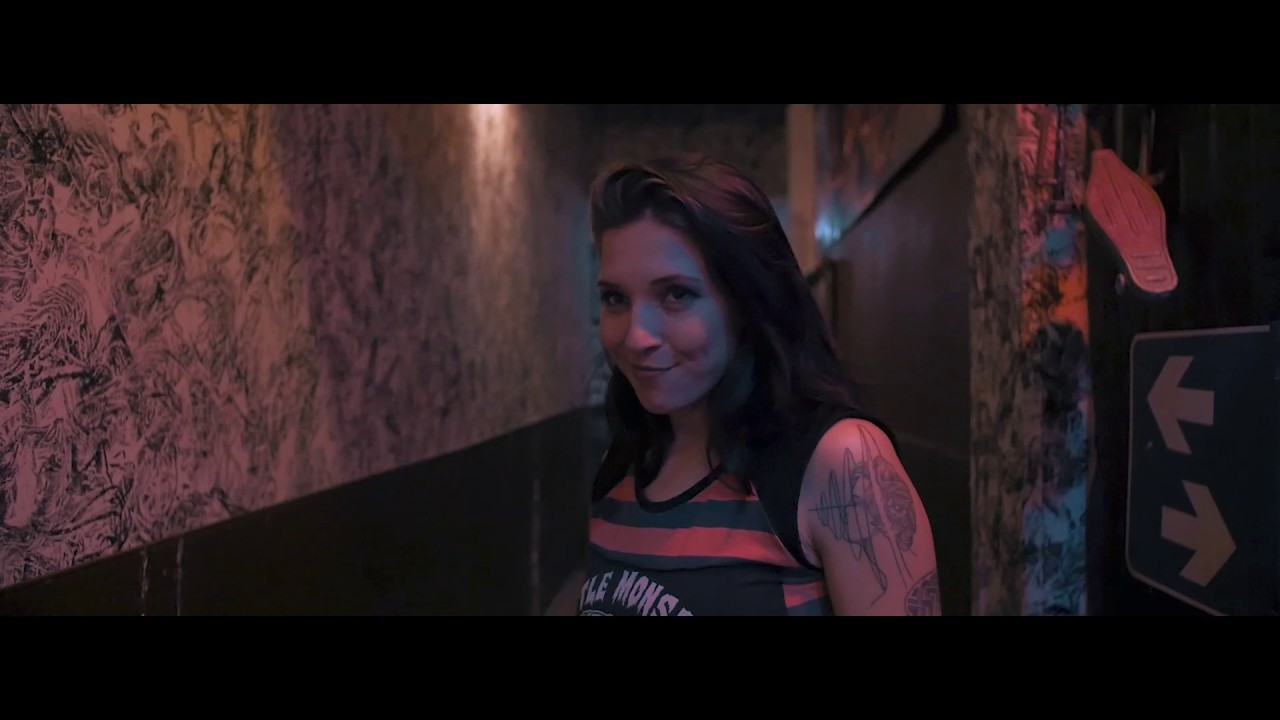 MI ESENCIA - A la deriva 