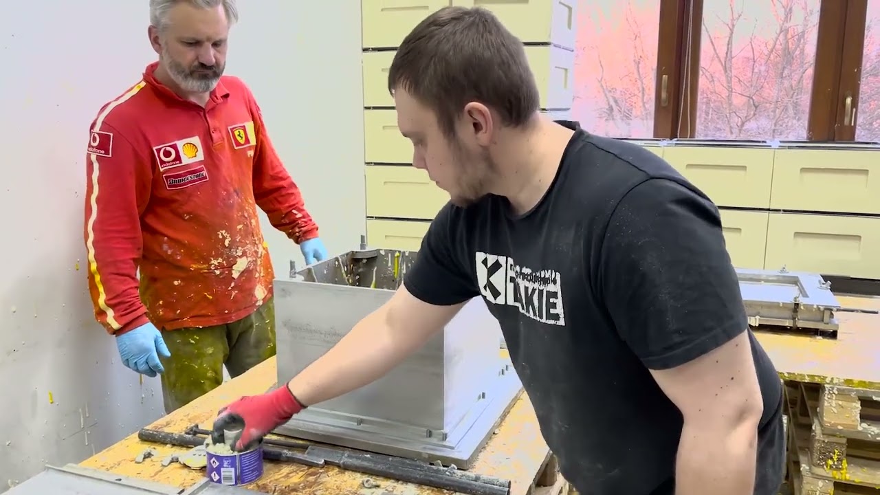 ulowski - tak produkuje się ule poliuretanowe