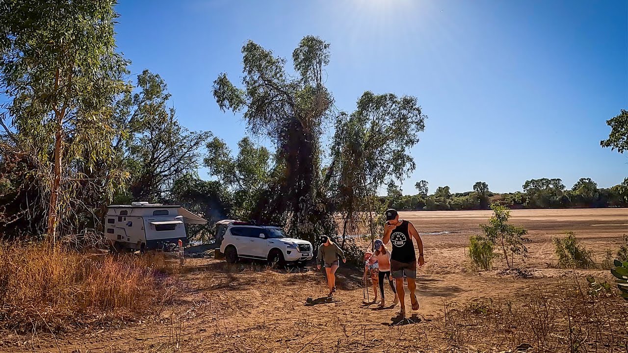 CARAVANNING QUEENSLAND - RIVER CAMP ON SAVANNAH WAY