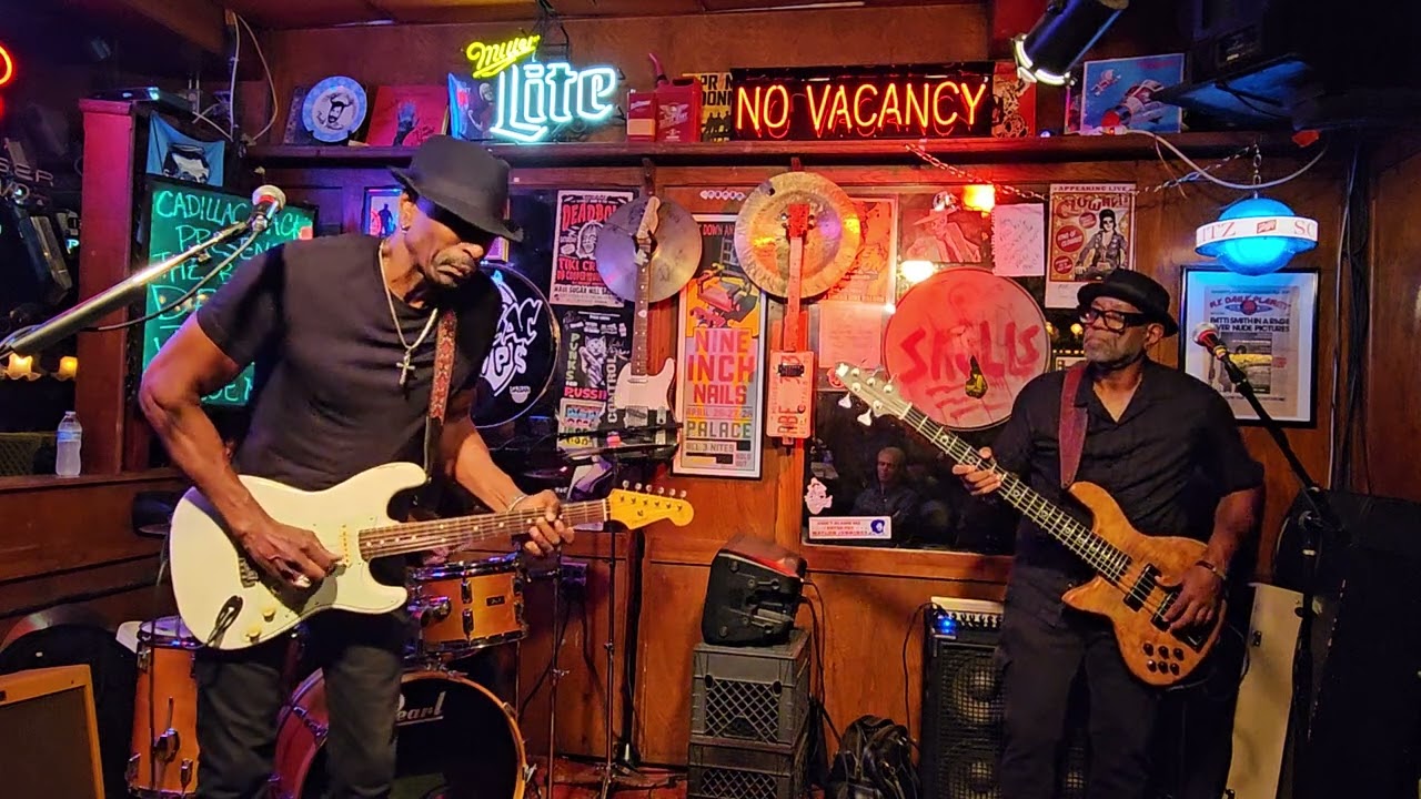 Dennis Jones Band -- Passion For The Blues/Fool Out Of Me
