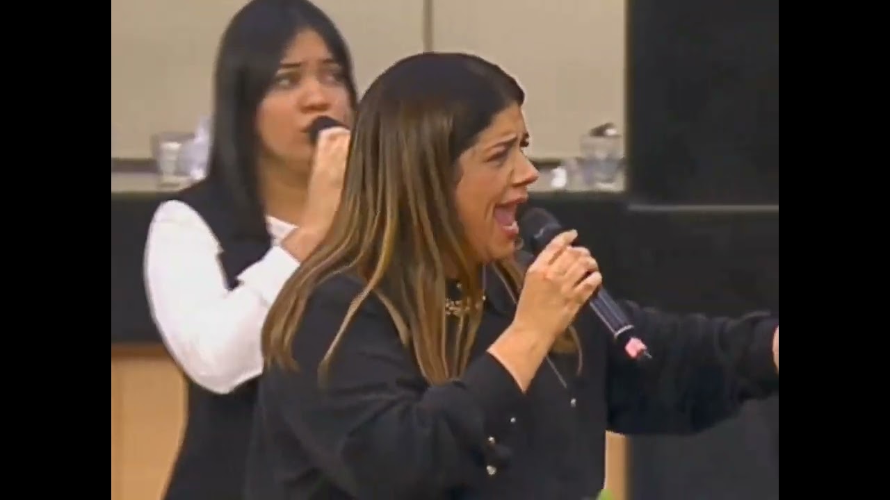Brás Adoração - Me Prostrarei (Interpretação @damaresdomingos & @isaiassantiago6740)