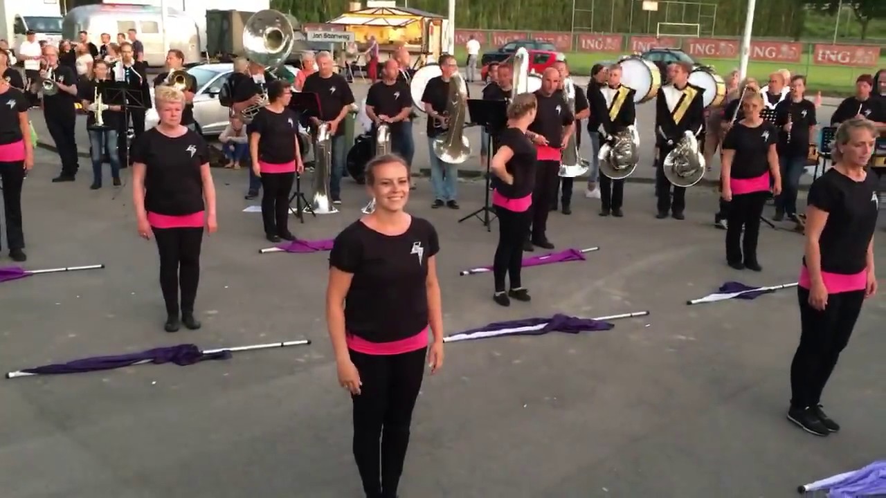 Firedance door JH Alumni