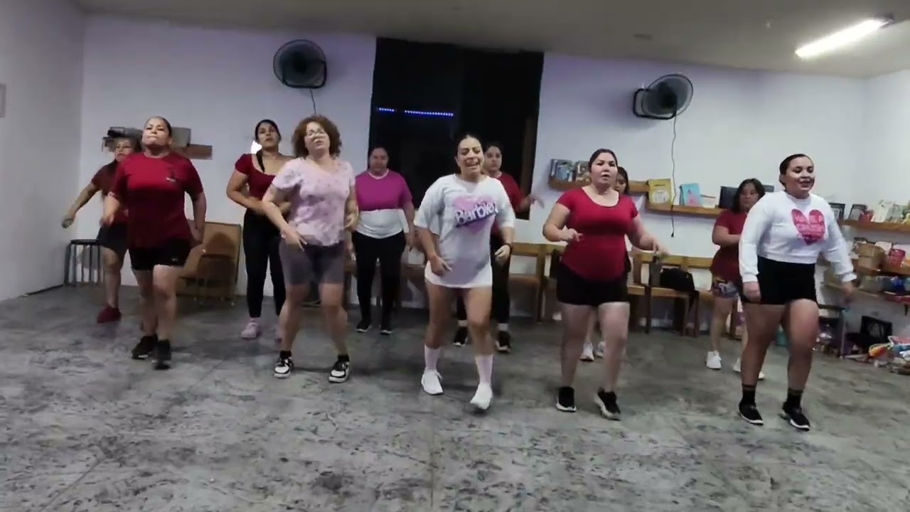 Amor ❤️ no tengo los derechos de la música #copyright #dancefitnessconanalopez #zumba #sanvalentin 