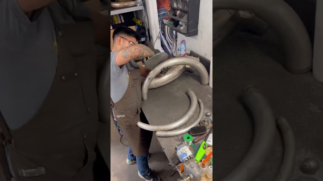-Reparación de Tuba.                -Sousaphone Repair .