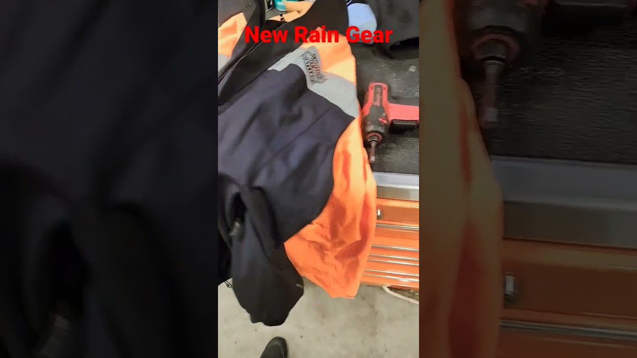 Unveiling the Best Rain Gear for Ultimate Dryness | #raingear #dry