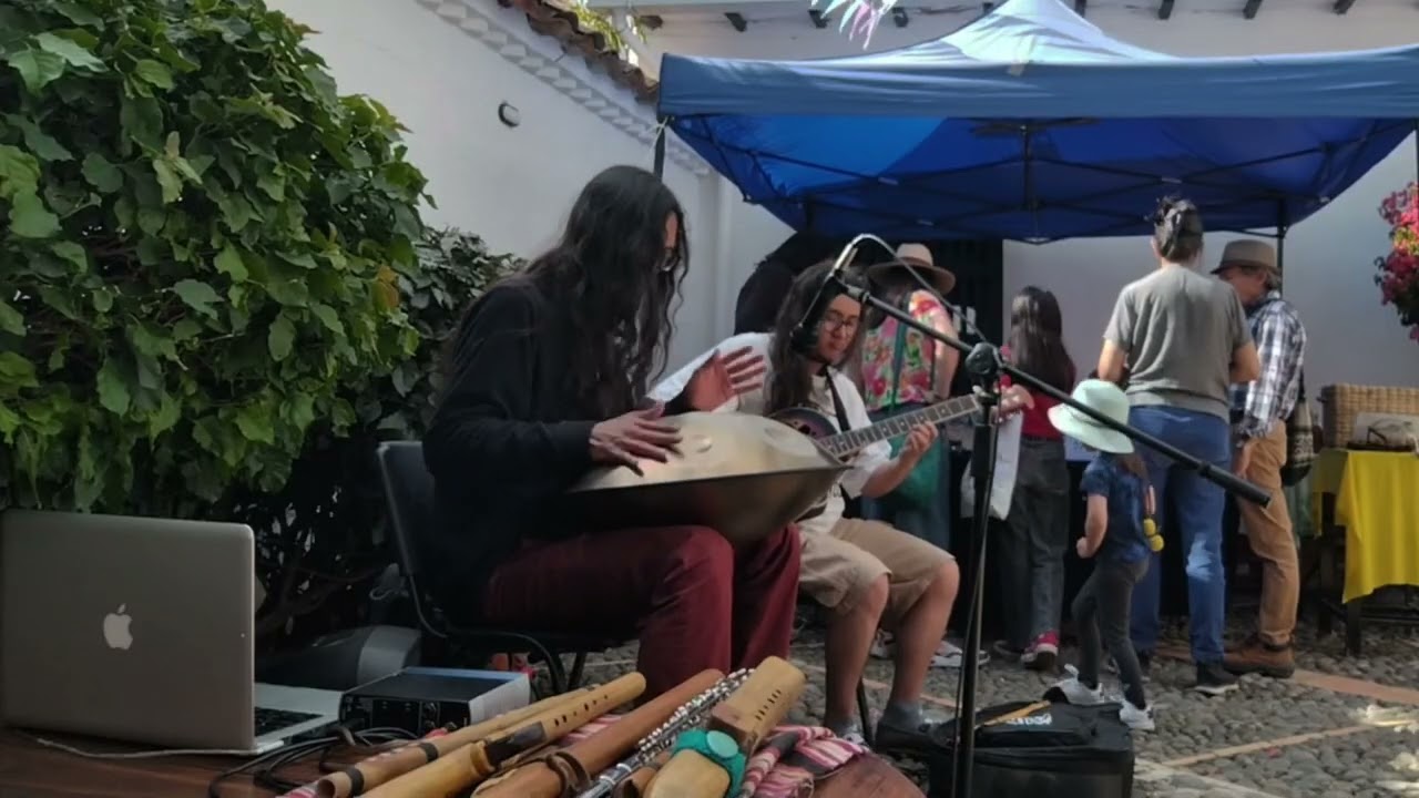 Valle De Piedra - Frank Cinni & El Fauno